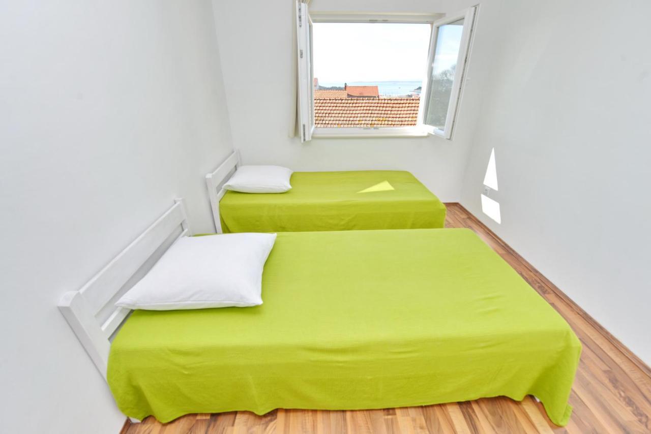 Apartments Verita Pakoštane Exterior foto